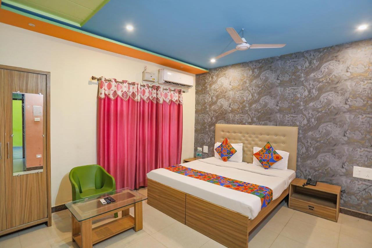 Fabhotel Kriti Green فاراناسي المظهر الخارجي الصورة